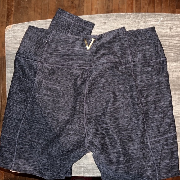 Victoria’s Secret Workout Leggings - Picture 2 of 4